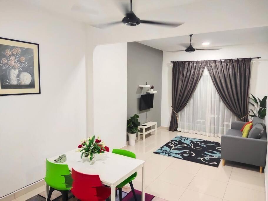 D'Medina @ Icon Residence Kuala Terengganu Buitenkant foto